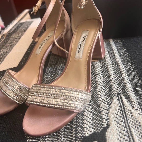 Nina block heel sandals sz 5.5 with box - Picture 4 of 8